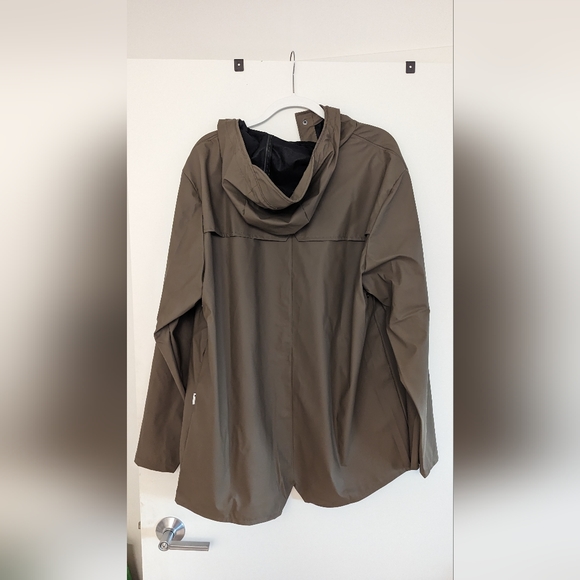 Rains Jacket unisex, size L - Brand New - Picture 2 of 5